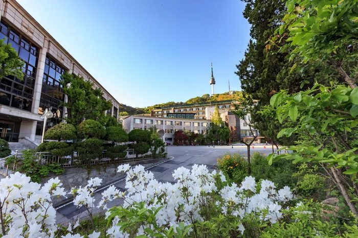 Soongeui Women's College